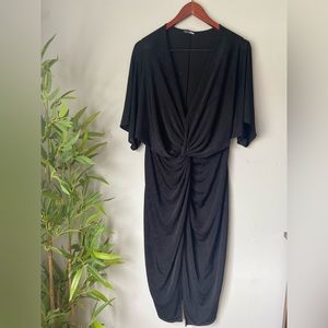 Front knot black dress
